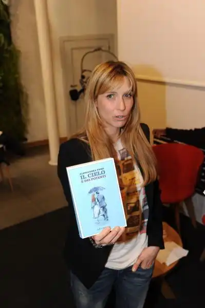 Alessandra e il suo libro 