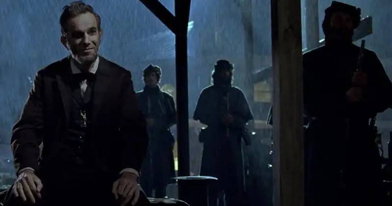 DANIEL DAY LEWIS IN LINCOLN 