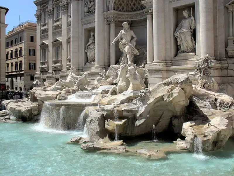 FONTANA TREVI 