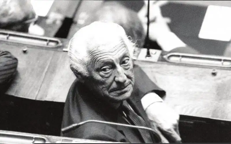 GIANNI AGNELLI A PALAZZO MADAMA 