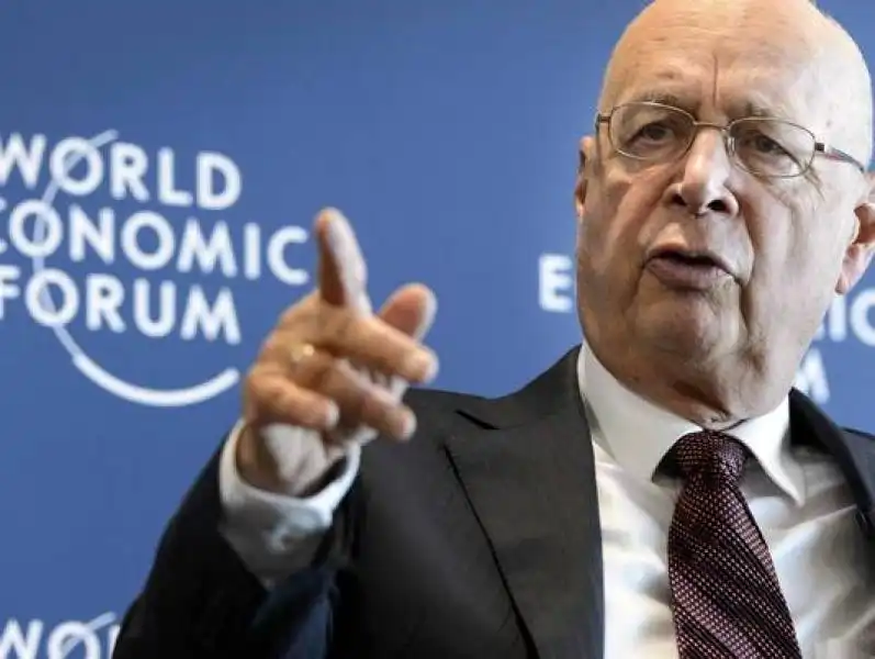 KLAUS SCHWAB A DAVOS 