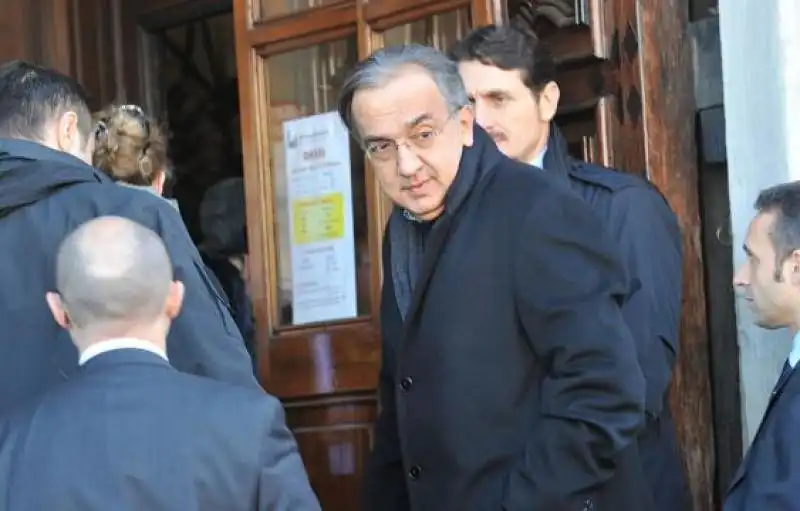 MARCHIONNE ARRIVA ALLA MESSA IN ONORE DI AGNELLI FOTO LA STAMPA 