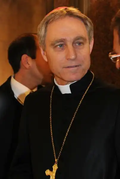 Padre Georg Ganswiein 