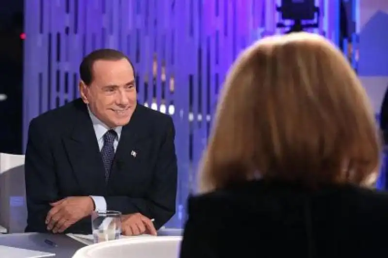 SILVIO BERLUSCONI E LILLI GRUBER A OTTO E MEZZO jpeg