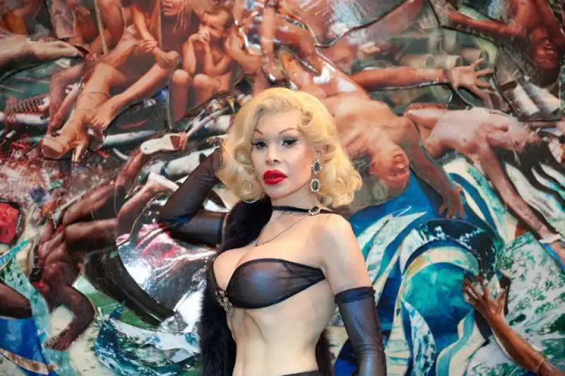 amanda lepore i 