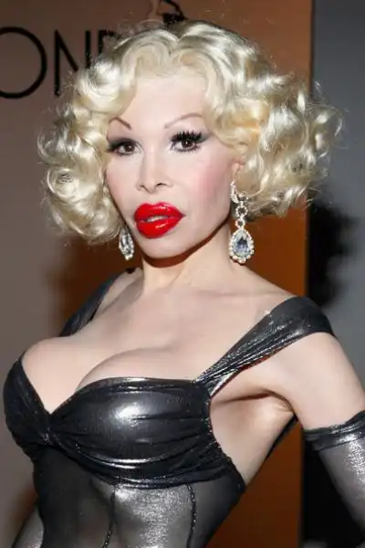 Amanda Lepore Dangle Earrings Dangling Crystal GlK rznHqGDl 