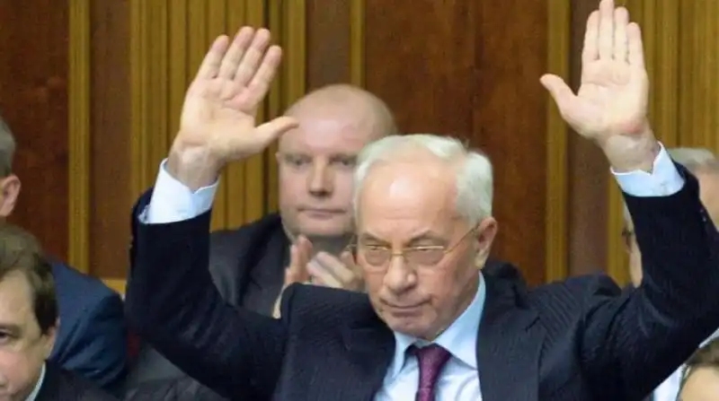 AZAROV 