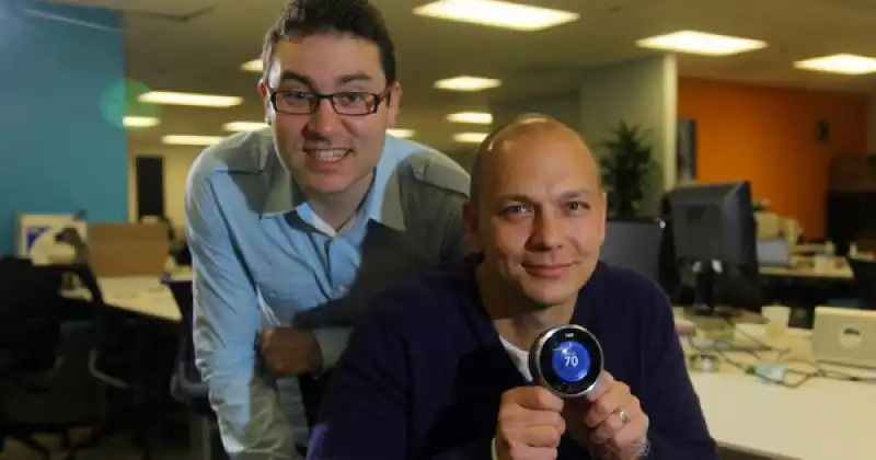 I DUE FONDATORI DI NEST MATT ROGERS E TONY FADELL EX INGEGNERI DI APPLE 