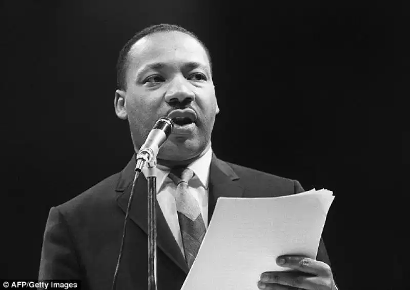 La foto vergognosa e stata pubblicata il giorno del ricordo di Martin Luther King 