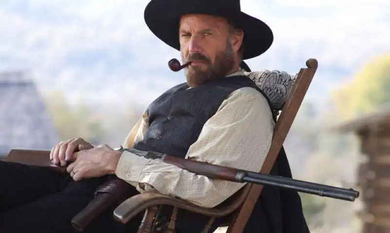 Hatfields McCoys la miniserie tv con Kevin Costner 