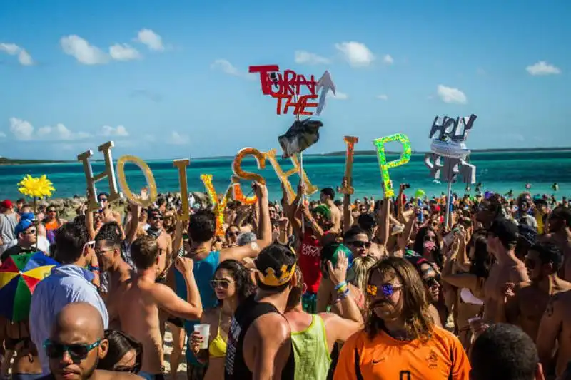 HOLYSHIP 