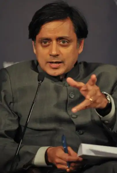 Shashi tharoor 