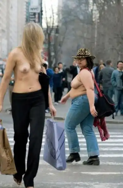 New York in topless contro lo sfruttamento 