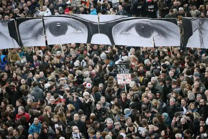 a parigi il mondo in marcia per dire no al terrore  1