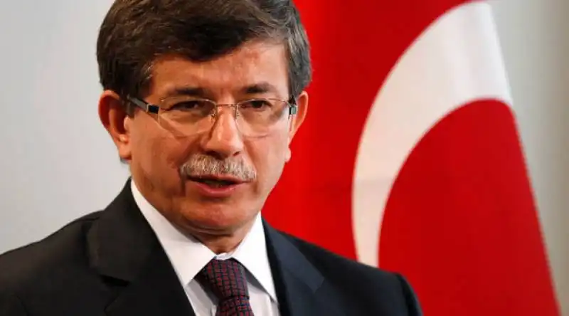 AHMET 
DAVUTOGLU
