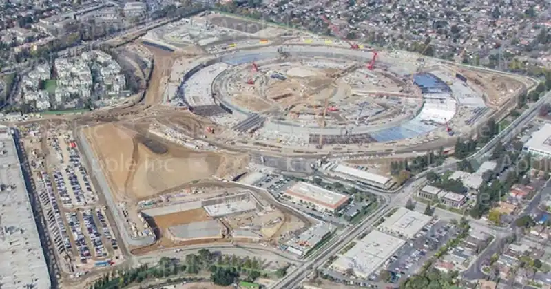 apple campus 2