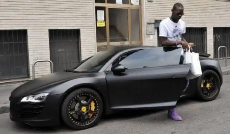 balotelli auto