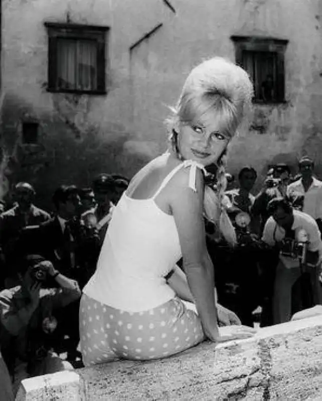 bardot  14979745 photo exhibition 8220 blue black amp white 8221 bologna 0