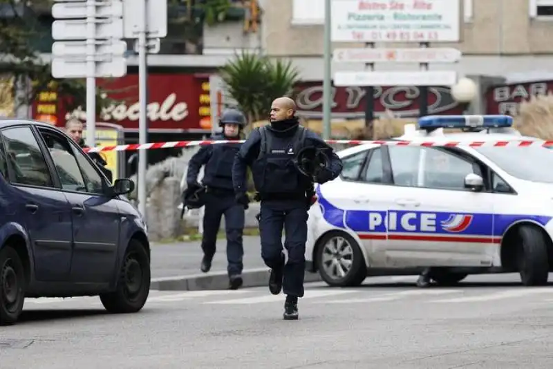 forze speciali francesci caccia all'uomo kouachi 1