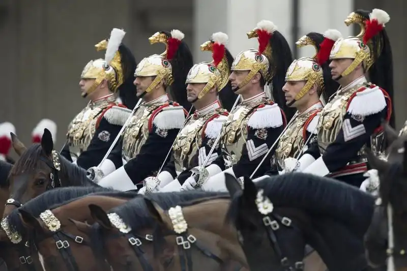 giorgio e clio napolitano lasciano il quirinale  16