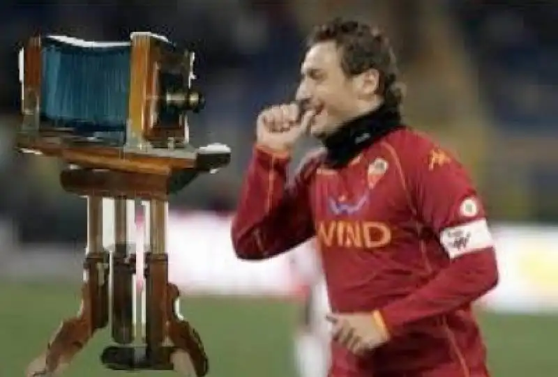 il primo selfie di totti