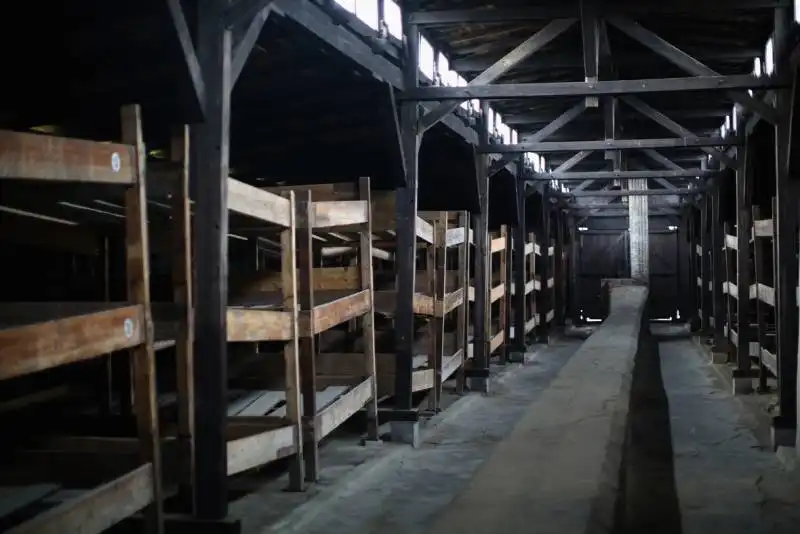 interno baracche ad auschwitz