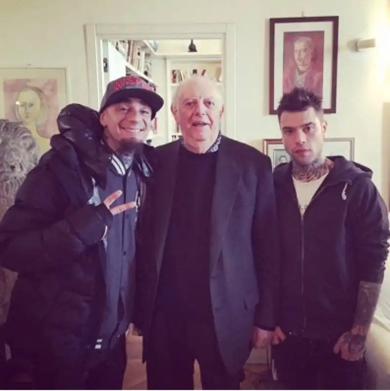 j ax e fedez con dario fo