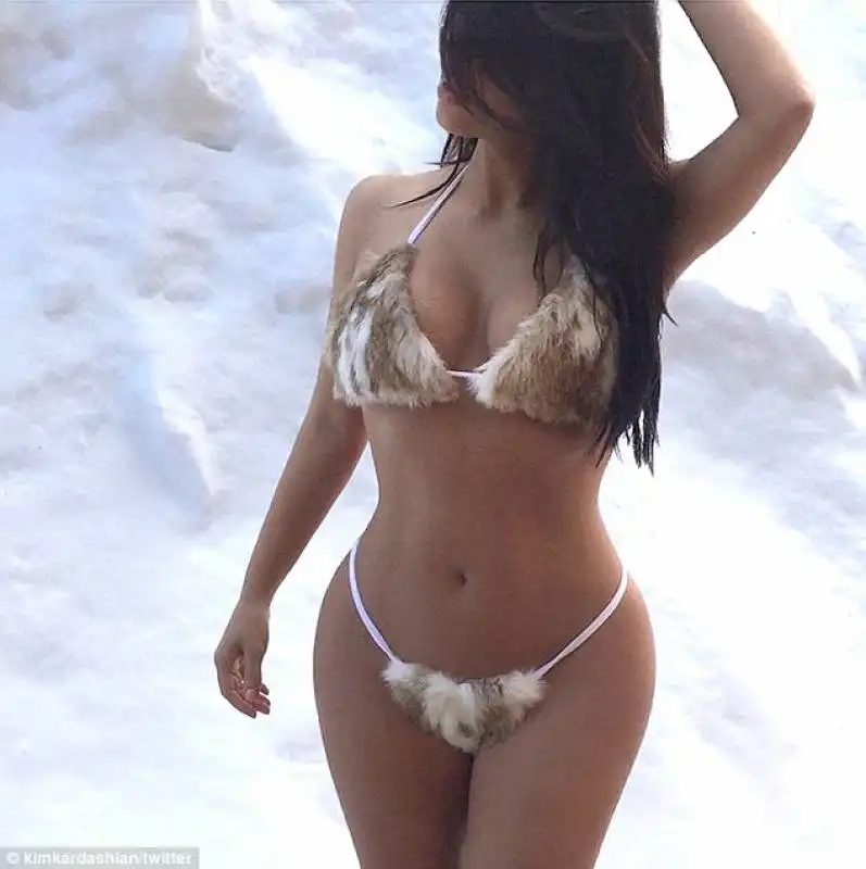 kim kardashian sulla neve