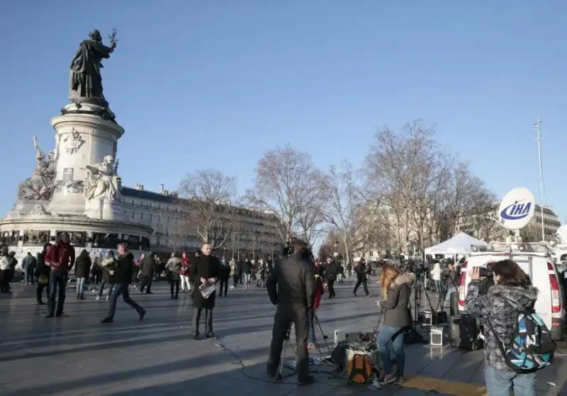 parigi   manifestazione per charlie hebdo e la liberta' di espressione  20