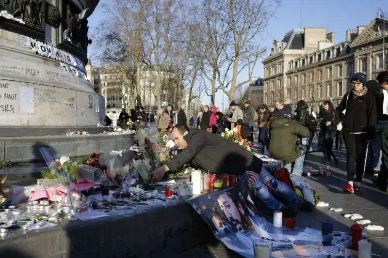 parigi   manifestazione per charlie hebdo e la liberta' di espressione  4