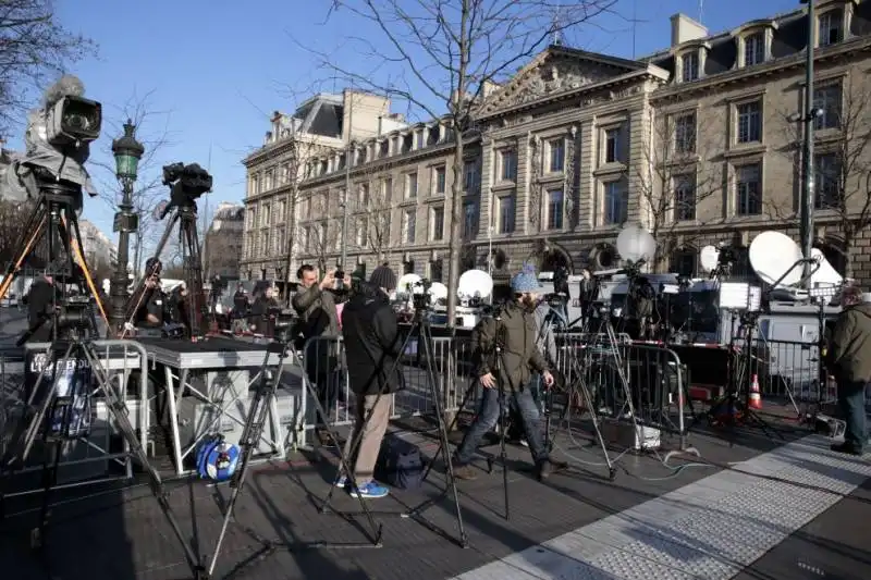 parigi   manifestazione per charlie hebdo e la liberta' di espressione  6