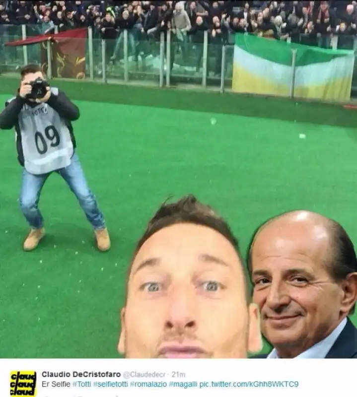 parodie totti selfie 36