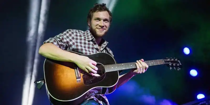 PHILLIP PHILLIPS VINCITORE AMERICAN IDOL