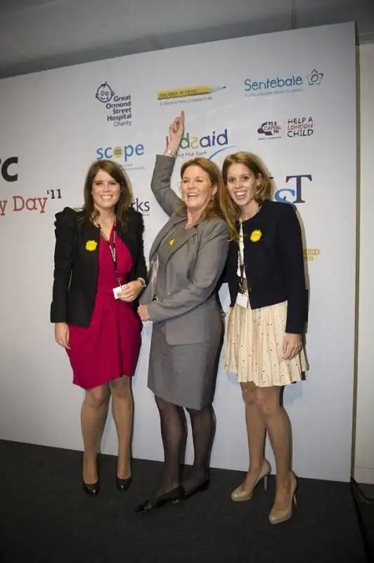 princess beatrice and princess eugenie sarah ferguson