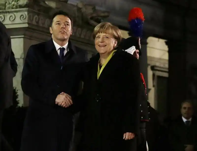 Renzi riceve Merkel a Palazzo vecchio 