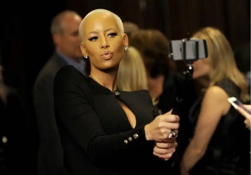 selfie di amber rose