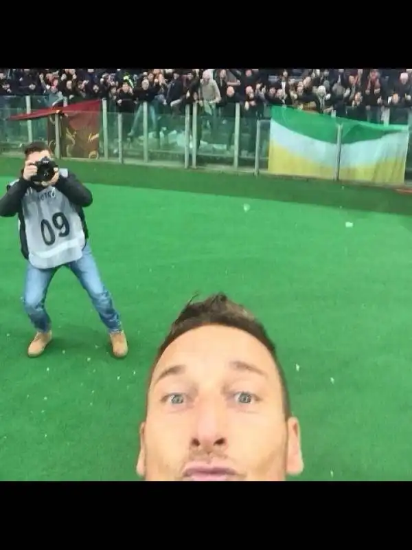 SELFIE TOTTI