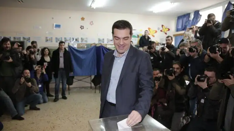 tsipras 143df0073bf4788295d7deae520c8a93