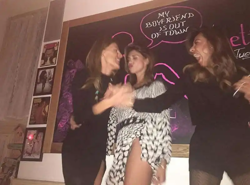 belen rodriguez al compleanno di antonia achille  4