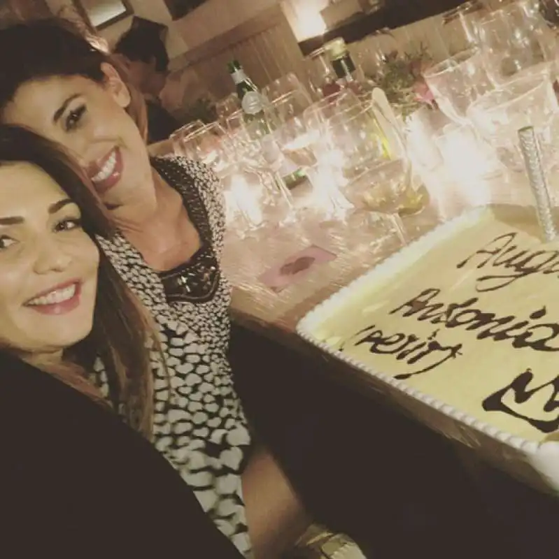 belen rodriguez al compleanno di antonia achille   