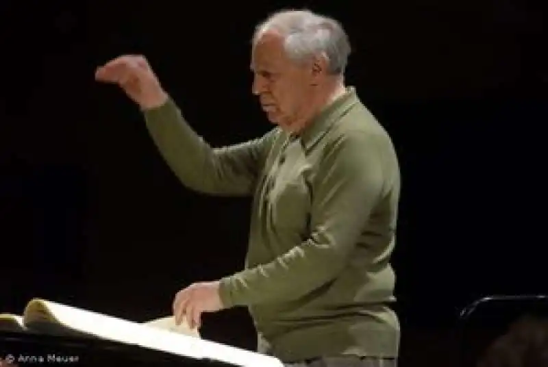 BOULEZ 