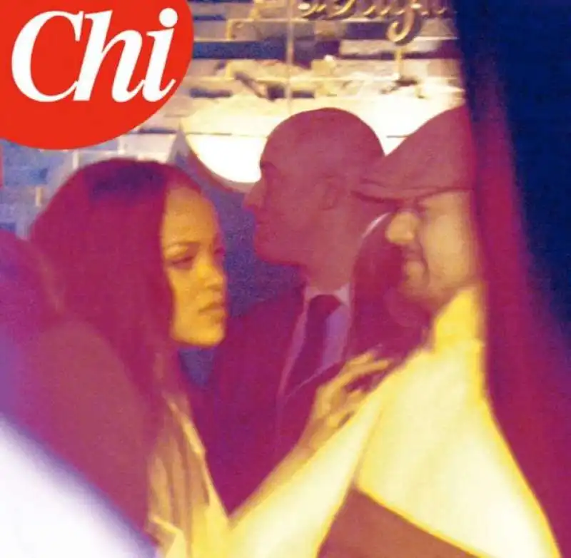 IL BACIO TRA RIHANNA E DICAPRIO  