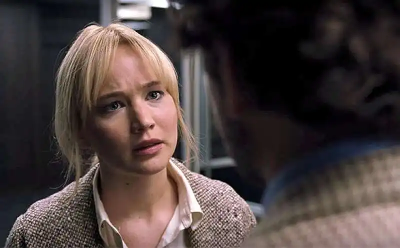 joy il film con jennifer lawrence  3