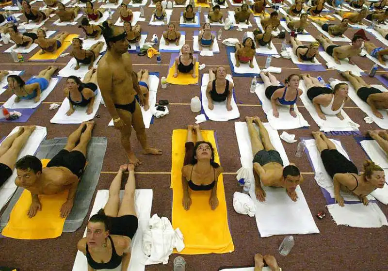 lezioni di hot yoga