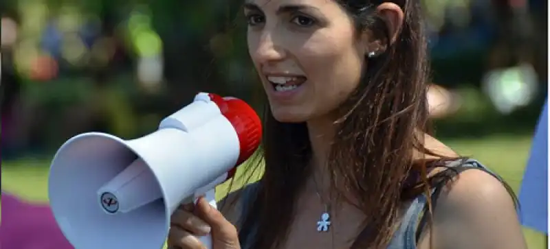 virginia raggi  4