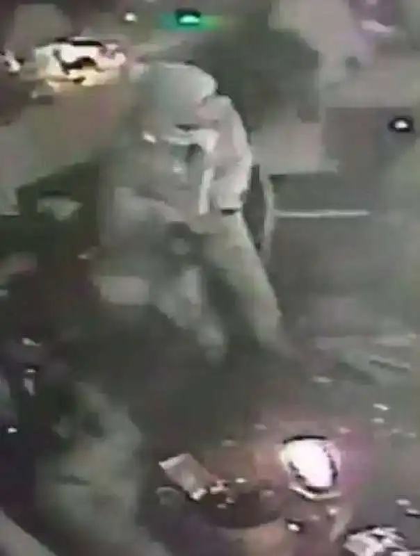 attentato alla discoteca reina di istanbul  5