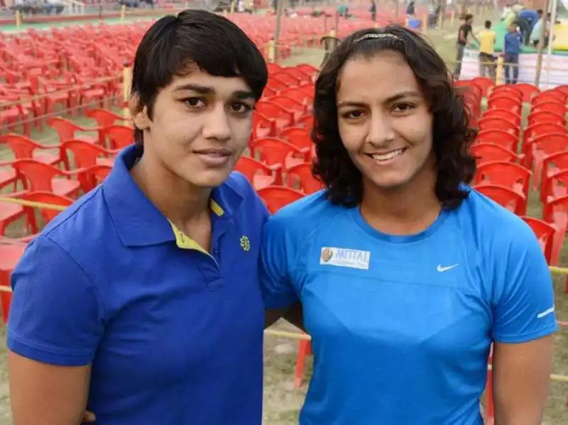 BABITA E GEETA PHOGAT