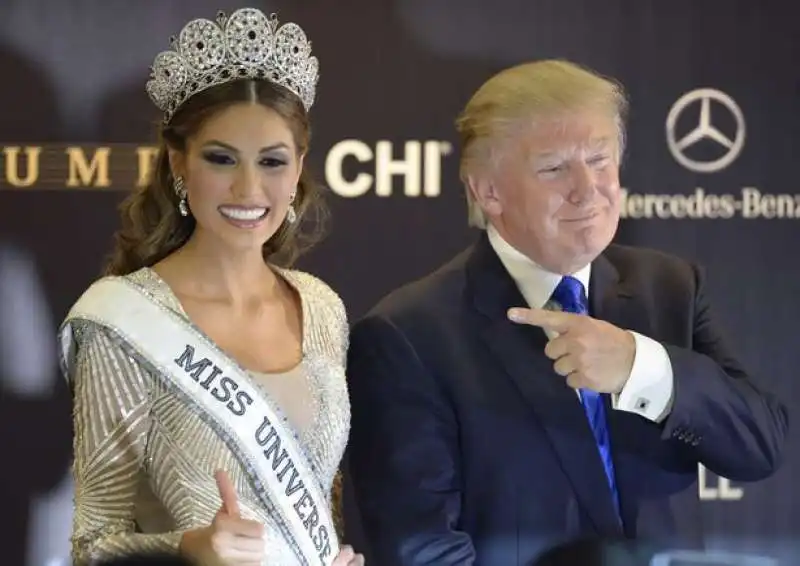 donald trump in russia nel 2013 con miss universo