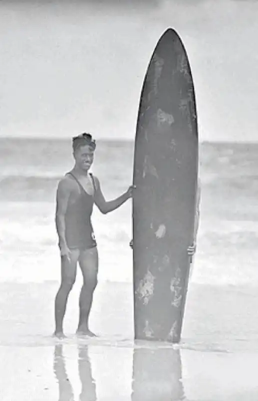 DUKE KAHANAMOKU