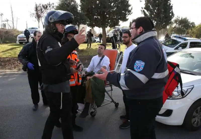 gerusalemme   camion lanciato contro i soldati 3